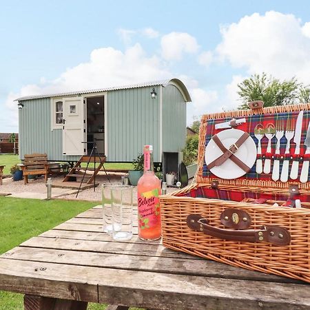 Honeybee Lodge Woodhall Spa Dış mekan fotoğraf