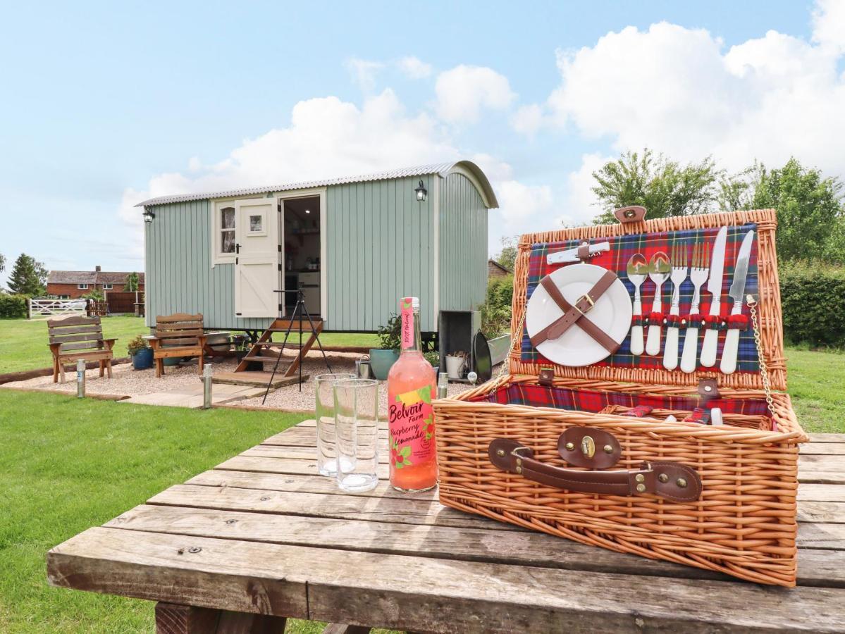 Honeybee Lodge Woodhall Spa Dış mekan fotoğraf