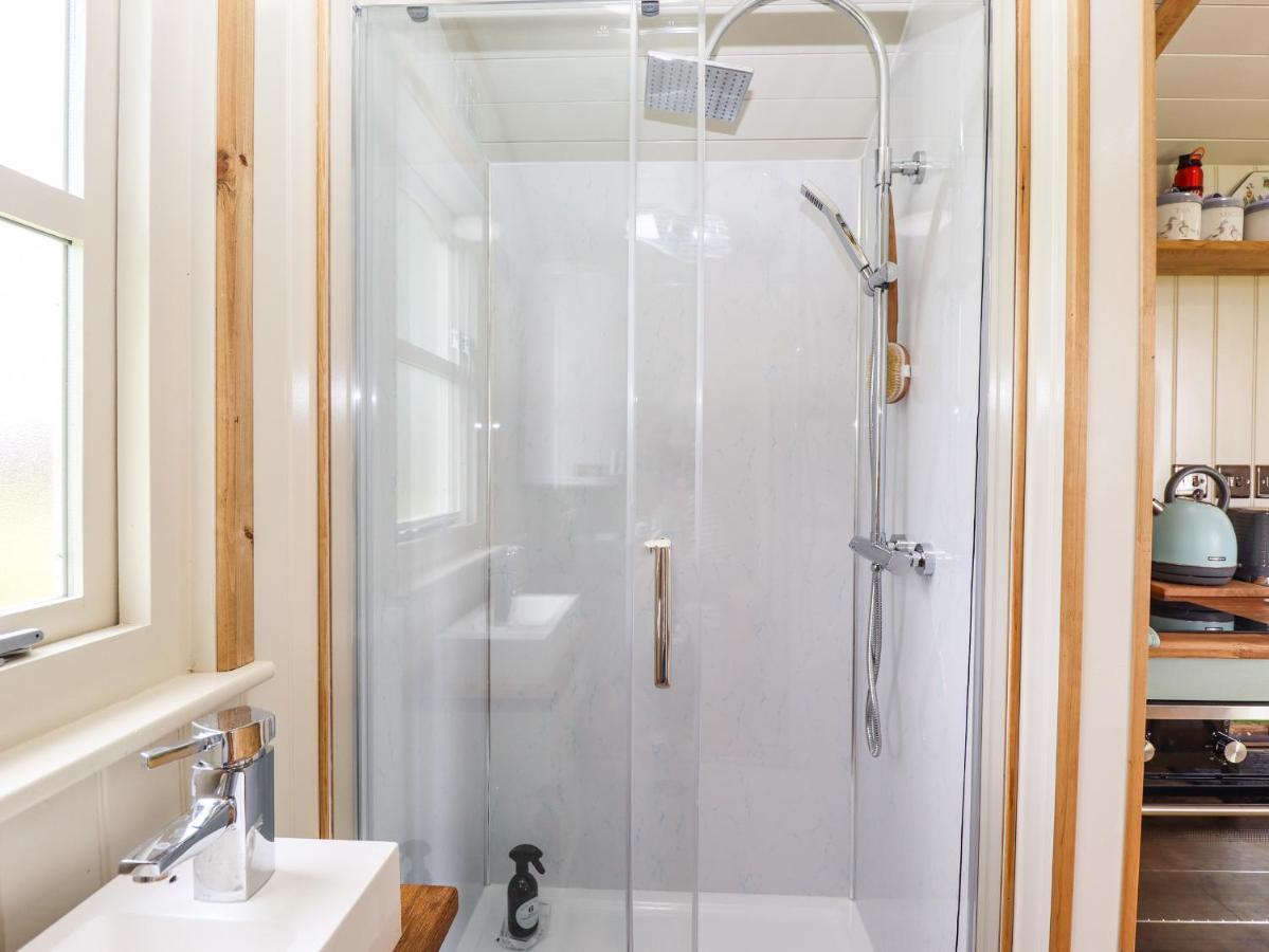 Honeybee Lodge Woodhall Spa Dış mekan fotoğraf